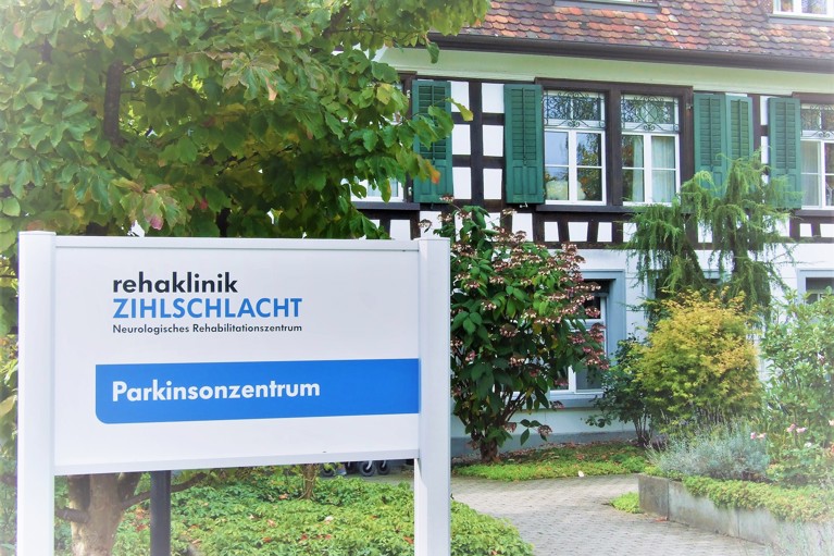 Rehaklinik Zihlschlacht Parkinsonzentrum Schildertafel